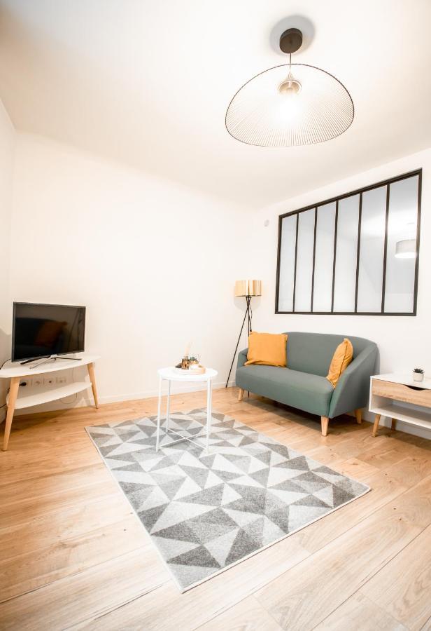 Charmant F2 Hyper Centre De Melun Apartment ภายนอก รูปภาพ